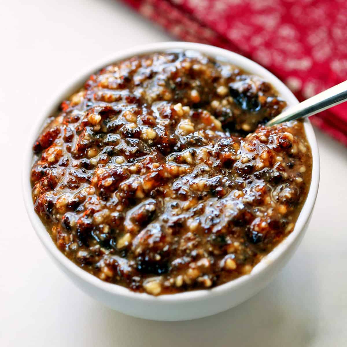 No-Cook Charoset: Sweet Apples & Wine for Passover Seder